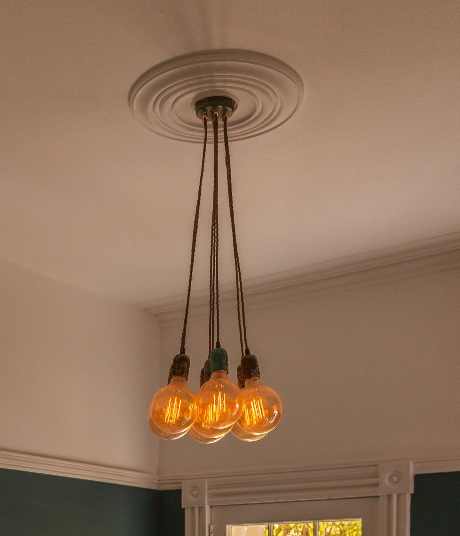 7 way multi drop feature pendant light